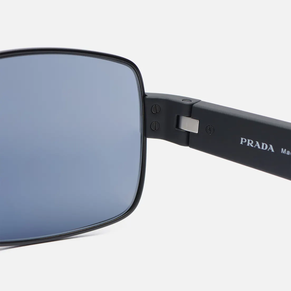 Prada Linea Rossa Солнцезащитные очки 50ZS 1BO09R
