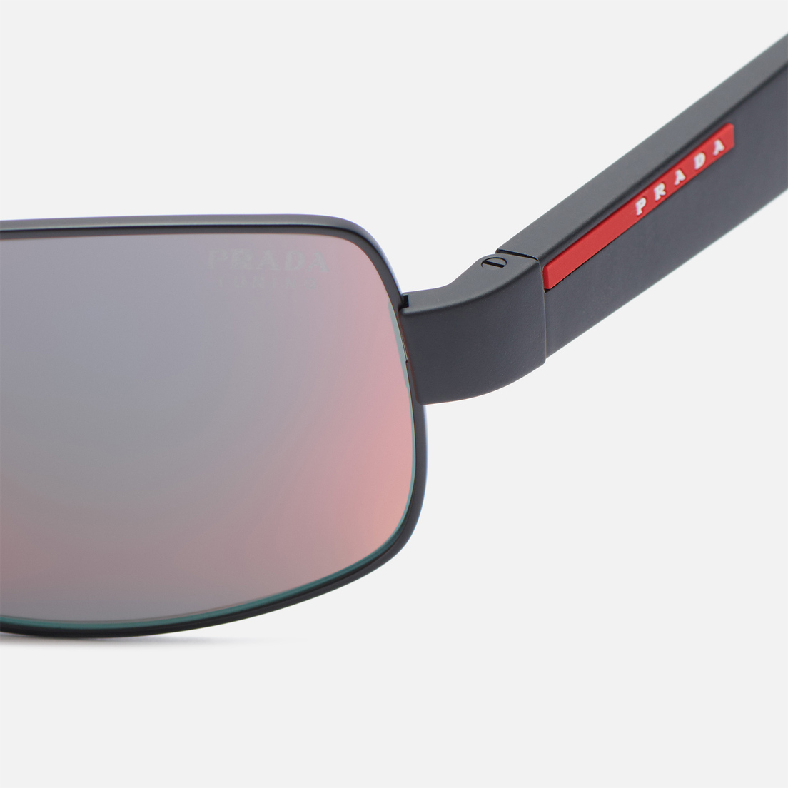 Prada Linea Rossa Солнцезащитные очки 50ZS 1BO10A