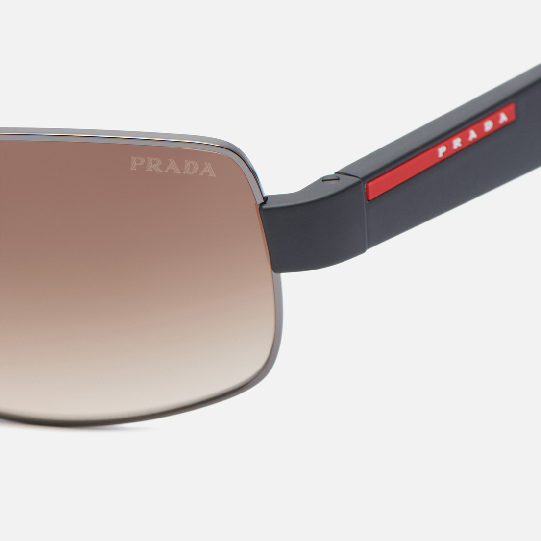 Prada Linea Rossa Солнцезащитные очки 50ZS 5AV02P