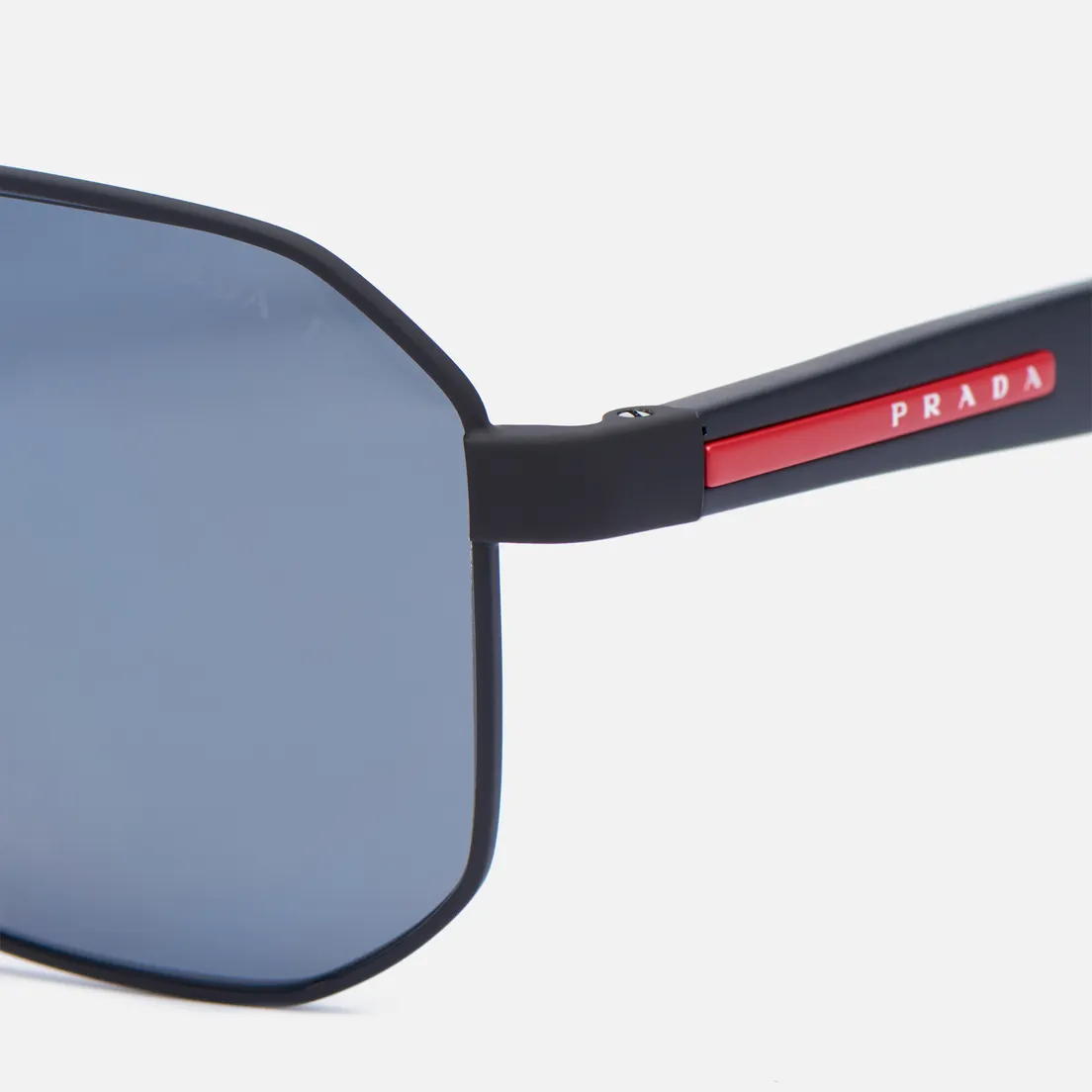 Prada Linea Rossa Солнцезащитные очки 51VS DG05Z1 Polarized