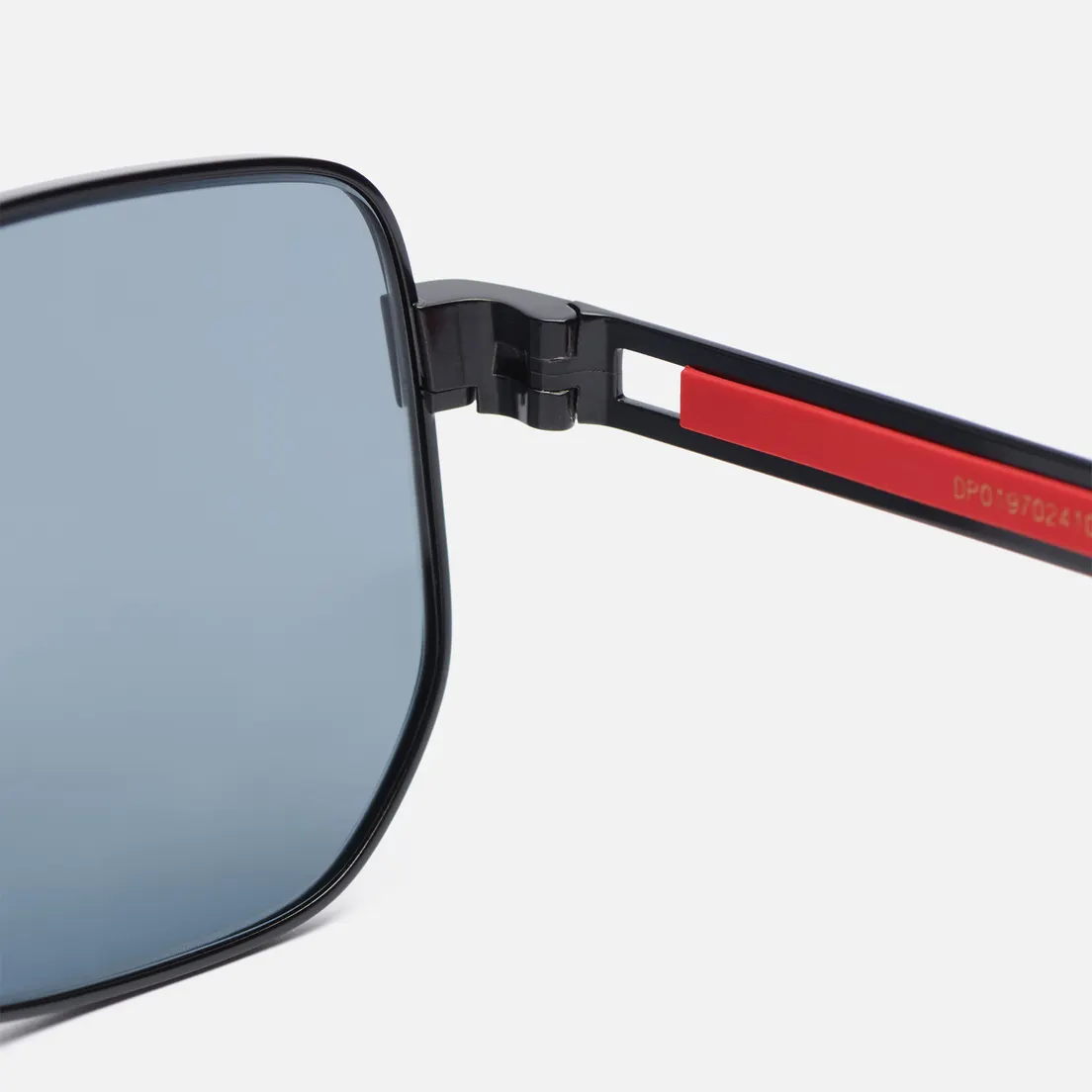 Prada Linea Rossa Солнцезащитные очки 51ZS 1BO70A