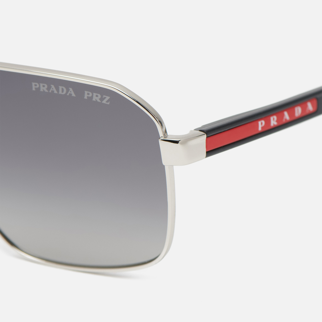 Prada Linea Rossa Солнцезащитные очки 55WS 1BC06G Polarized