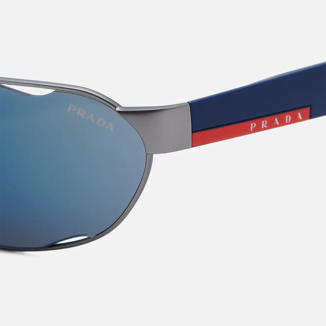 Prada Linea Rossa Солнцезащитные очки 56US DG1387