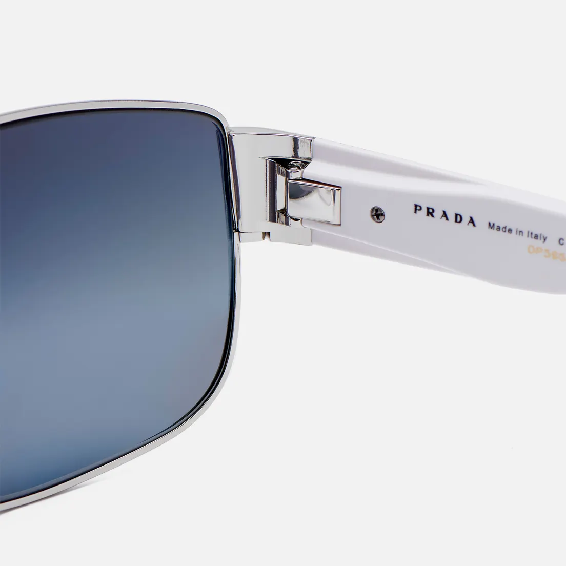Prada Linea Rossa Солнцезащитные очки 56VS 1BC05G Polarized