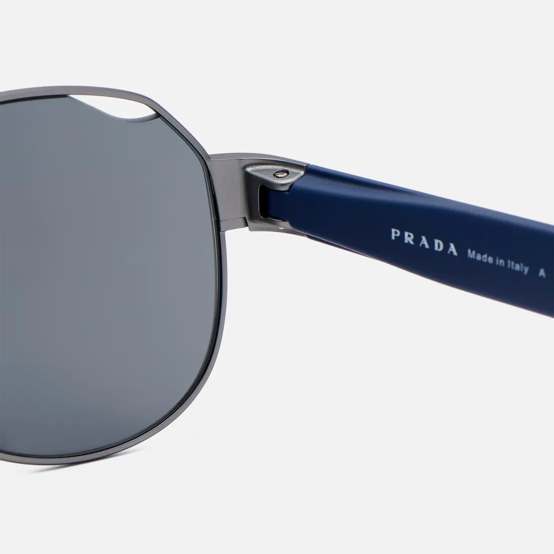 Prada Linea Rossa Солнцезащитные очки 57US DG1387