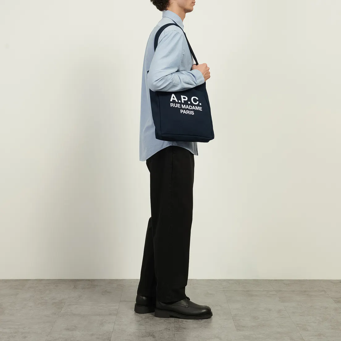 A.P.C. Сумка Lou Rue Madame Tote