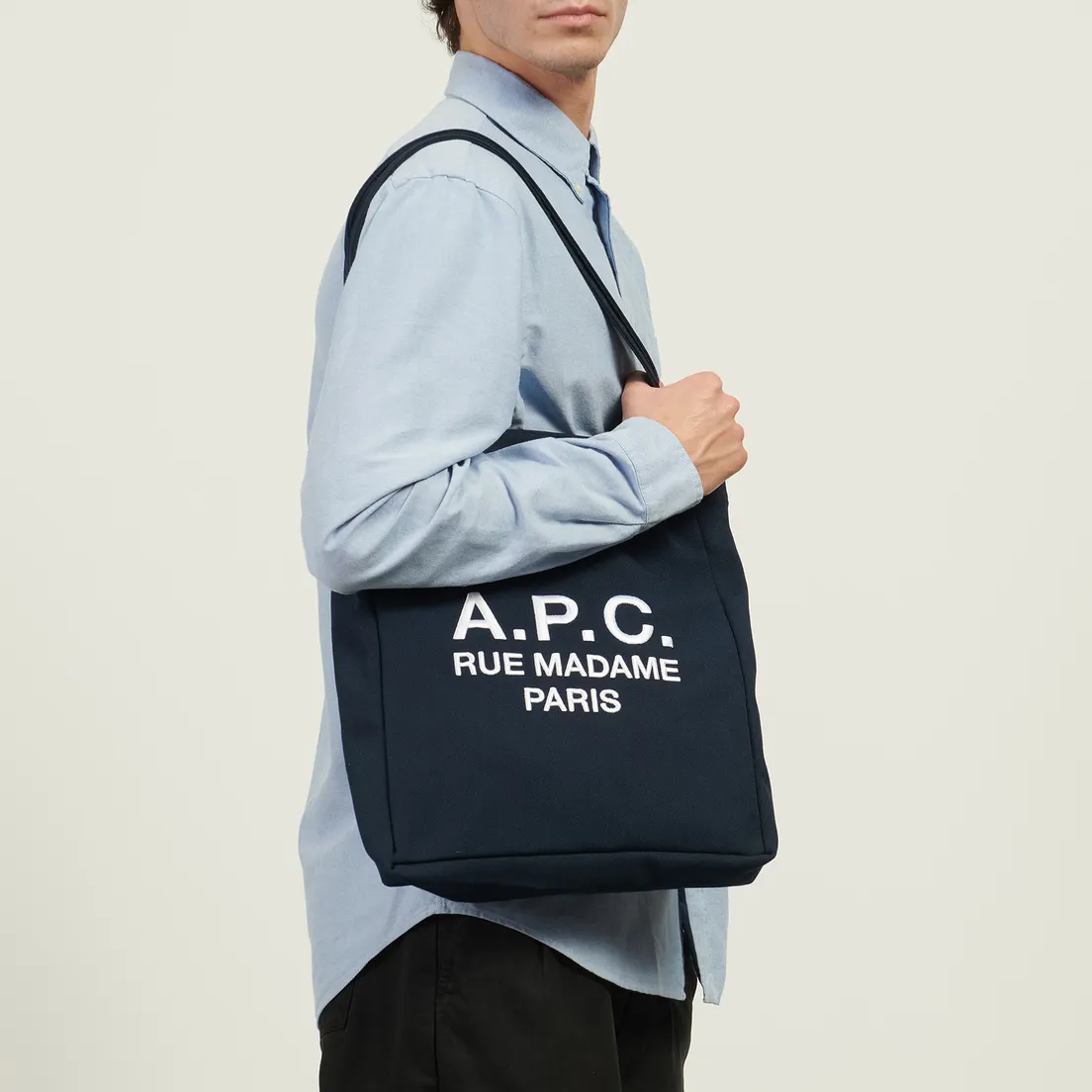 A.P.C. Сумка Lou Rue Madame Tote