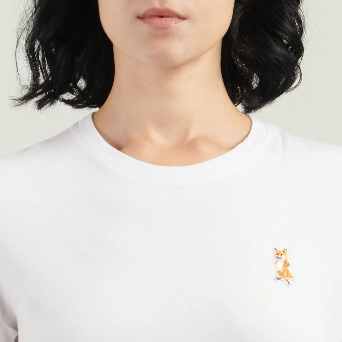 Maison Kitsune Женская футболка Lady Fox Regular