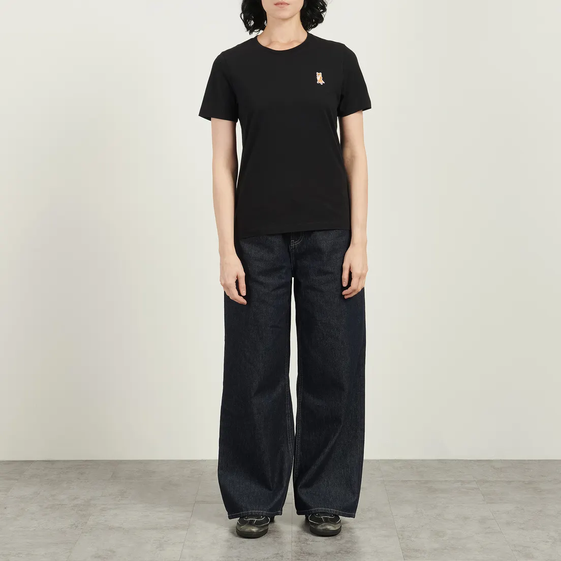 Maison Kitsune Женская футболка Lady Fox Regular