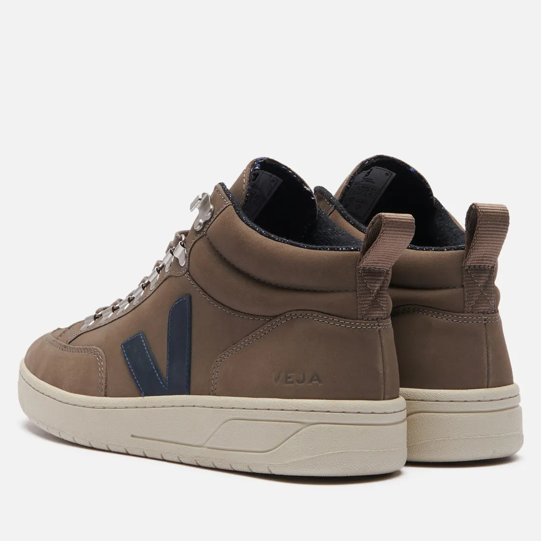 VEJA Мужские кроссовки Roraima Nubuck