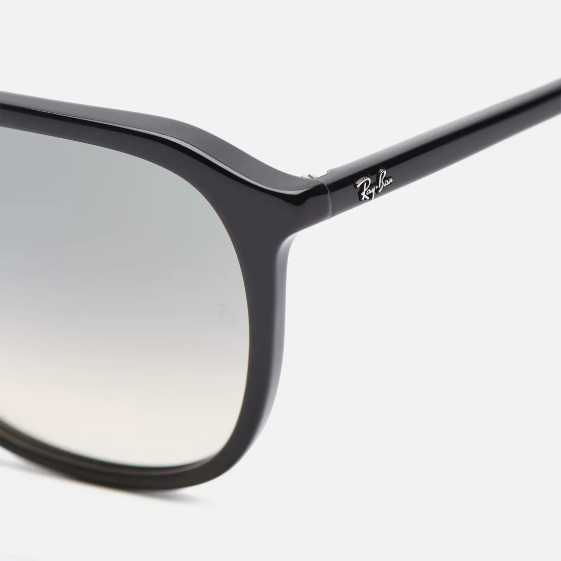 Ray-Ban Солнцезащитные очки RB2203