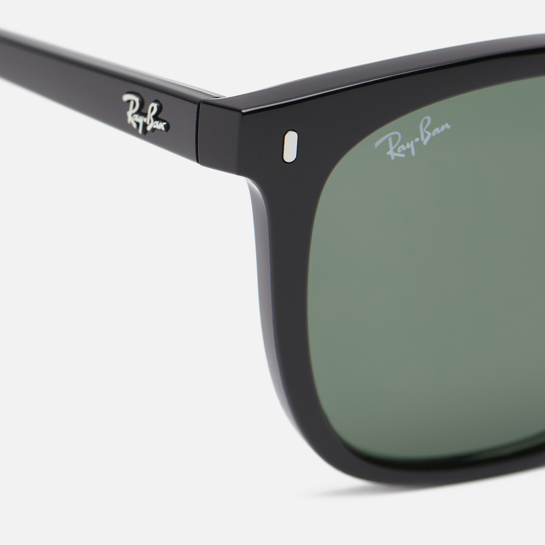 Ray-Ban Солнцезащитные очки RB2210