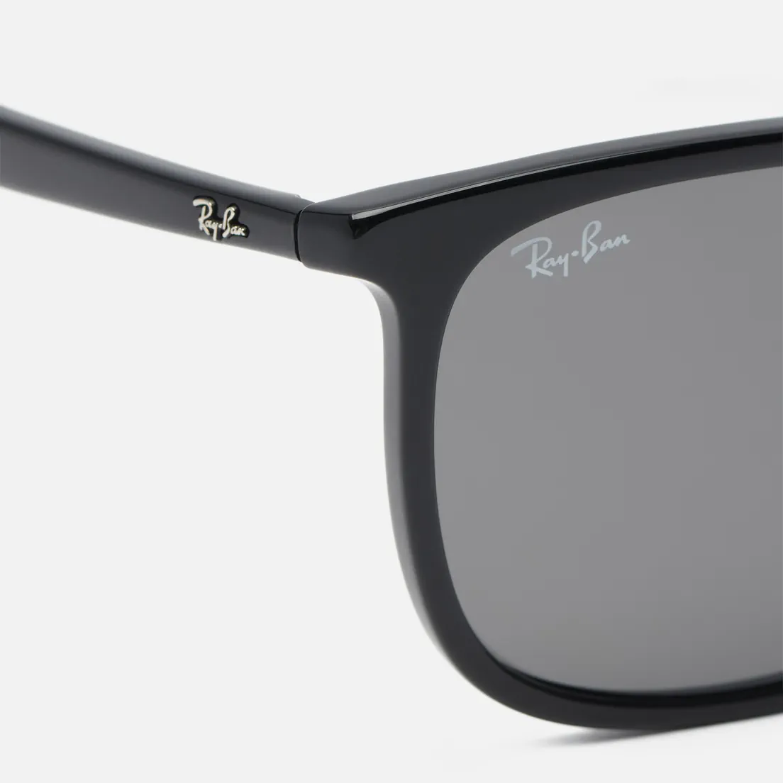 Ray-Ban Солнцезащитные очки RB2216