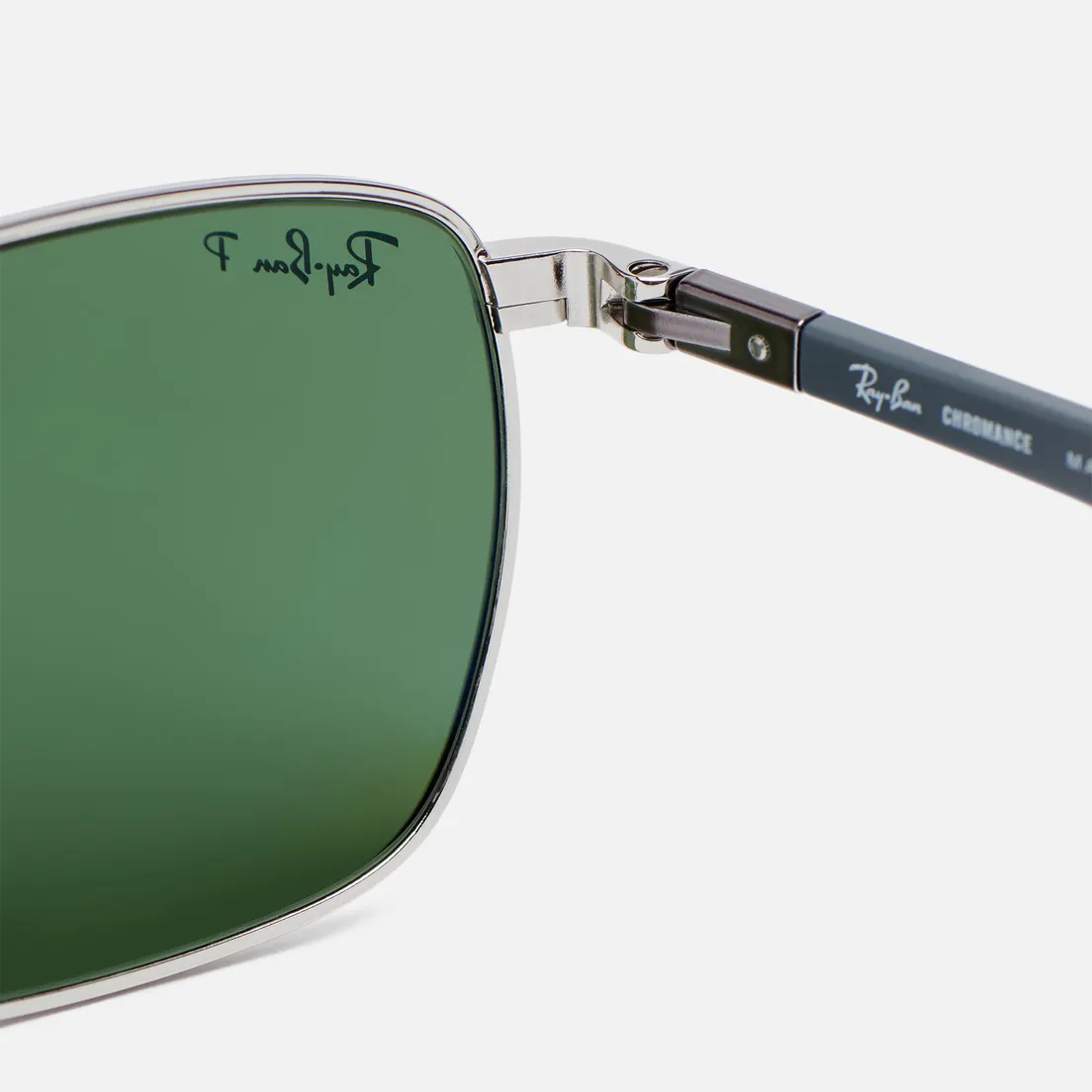 Ray-Ban Солнцезащитные очки RB3684CH Polarized