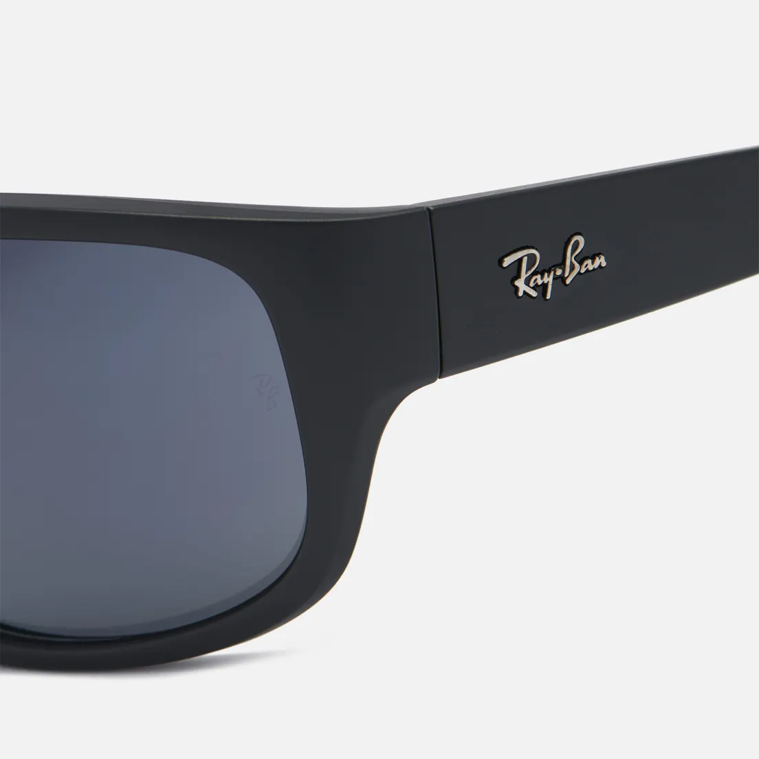 Ray-Ban Солнцезащитные очки RB4300