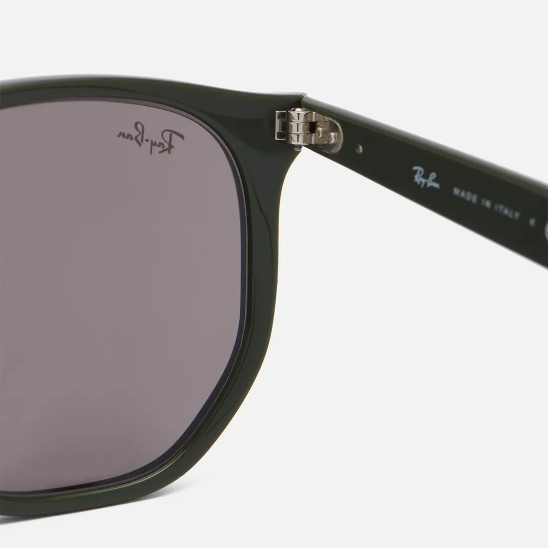 Ray-Ban Солнцезащитные очки RB4306