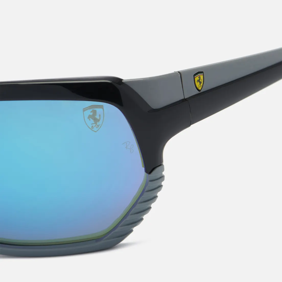 Ray-Ban Солнцезащитные очки x Scuderia Ferrari RB4366M