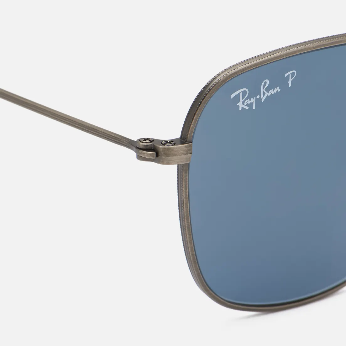 Ray-Ban Солнцезащитные очки Frank Titanium Polarized