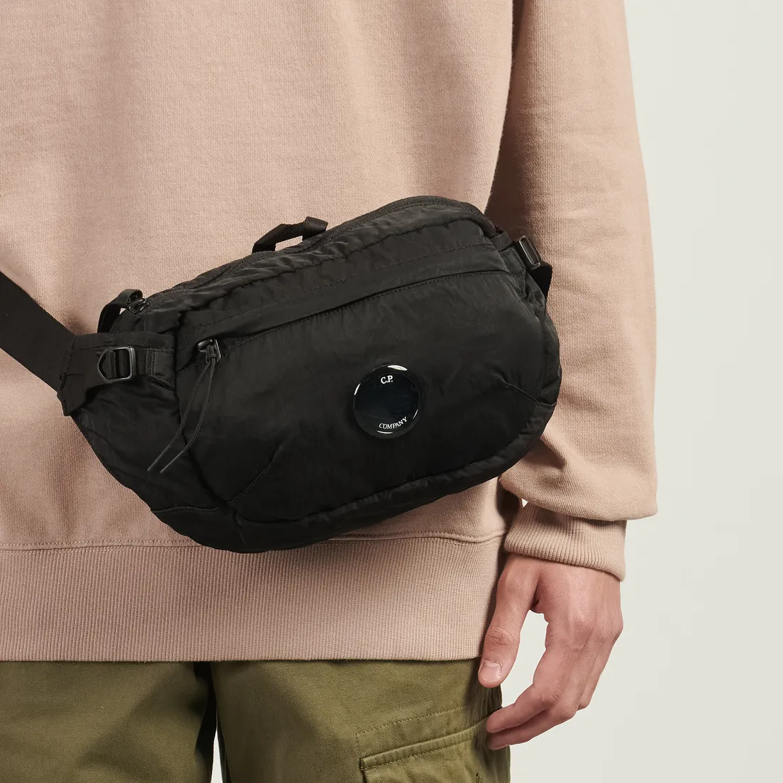 C.P. Company Сумка на пояс Nylon B Lens Crossbody