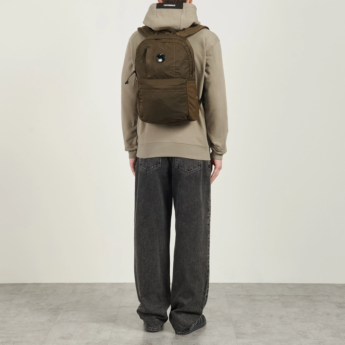 C.P. Company Рюкзак Nylon B Lens Detail Garment Dyed