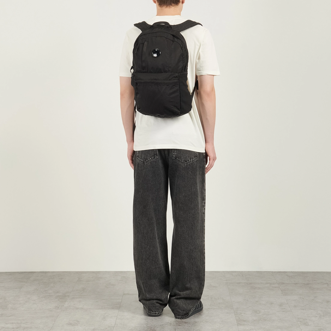 C.P. Company Рюкзак Nylon B Lens Detail Garment Dyed