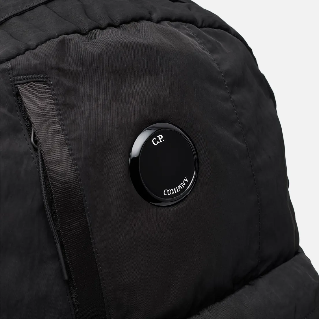 C.P. Company Рюкзак Nylon B Lens Detail Garment Dyed