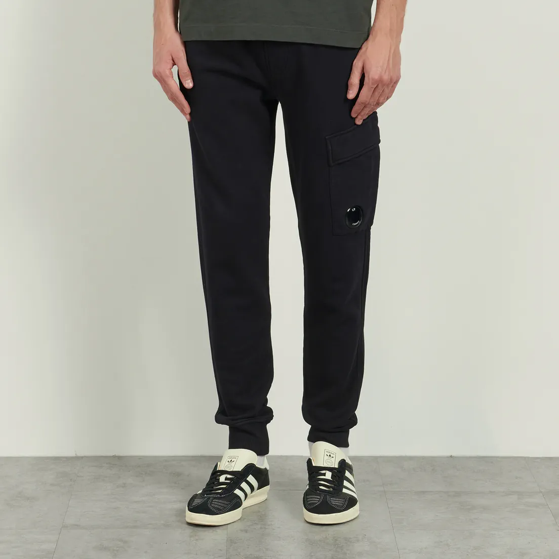 C.P. Company Мужские брюки Brushed And Emerized Diagonal Fleece Cargo Lens