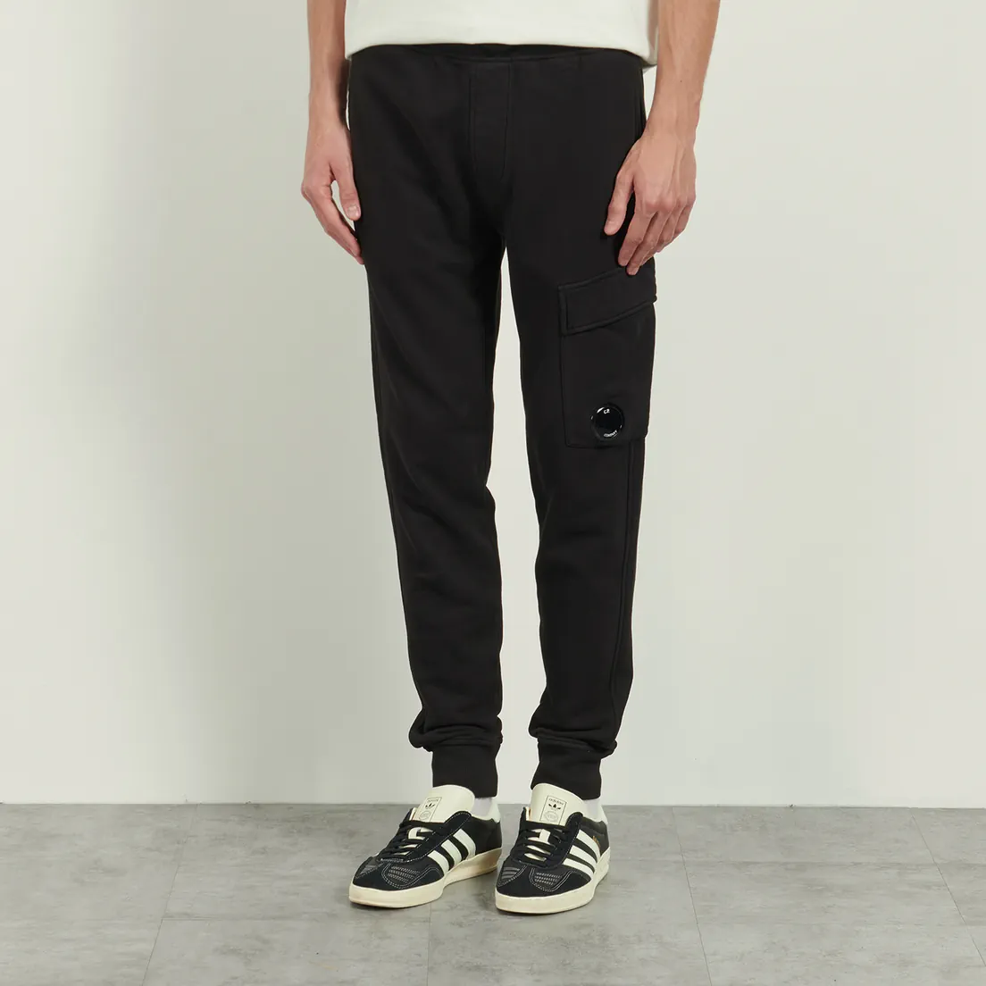 C.P. Company Мужские брюки Brushed And Emerized Diagonal Fleece Cargo Lens