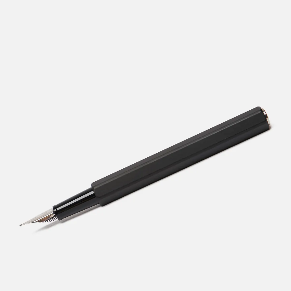 Caran d'Ache Ручка Office 849 Classic