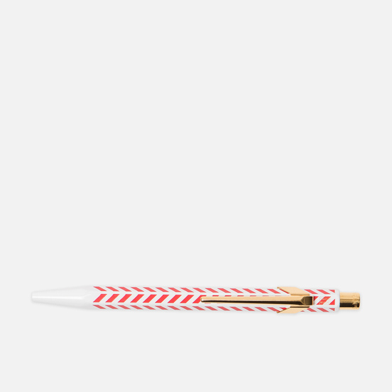 Ручка Caran d'Ache Office 849 Season`s Greetings 2018 Chevron White/Red