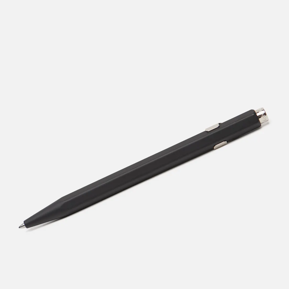 Caran d'Ache Ручка Office Classic