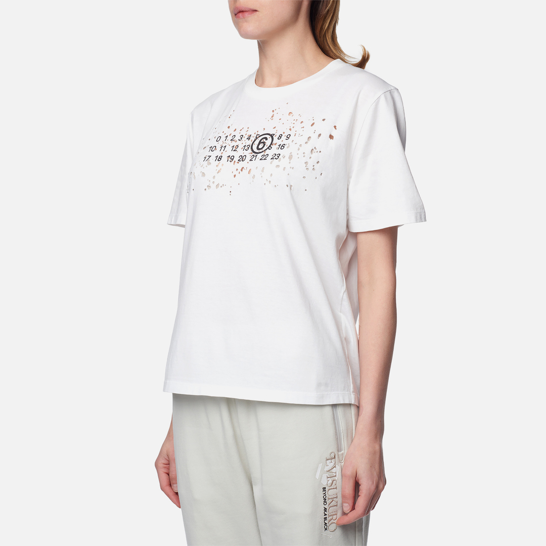 Maison Margiela MM6 Женская футболка Worn Numbers