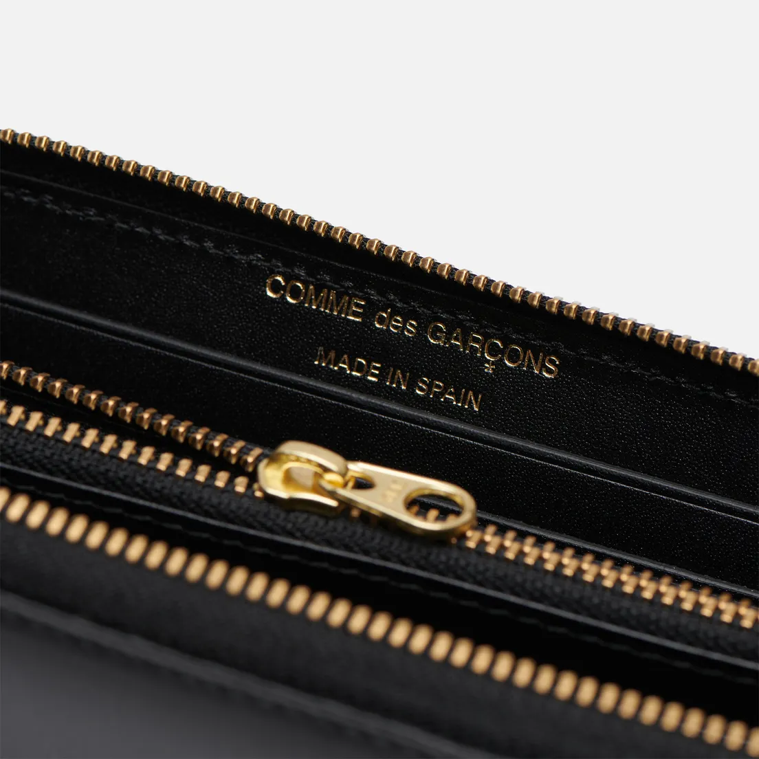 Comme des Garcons Wallet Кошелек SA0111HL Huge Logo