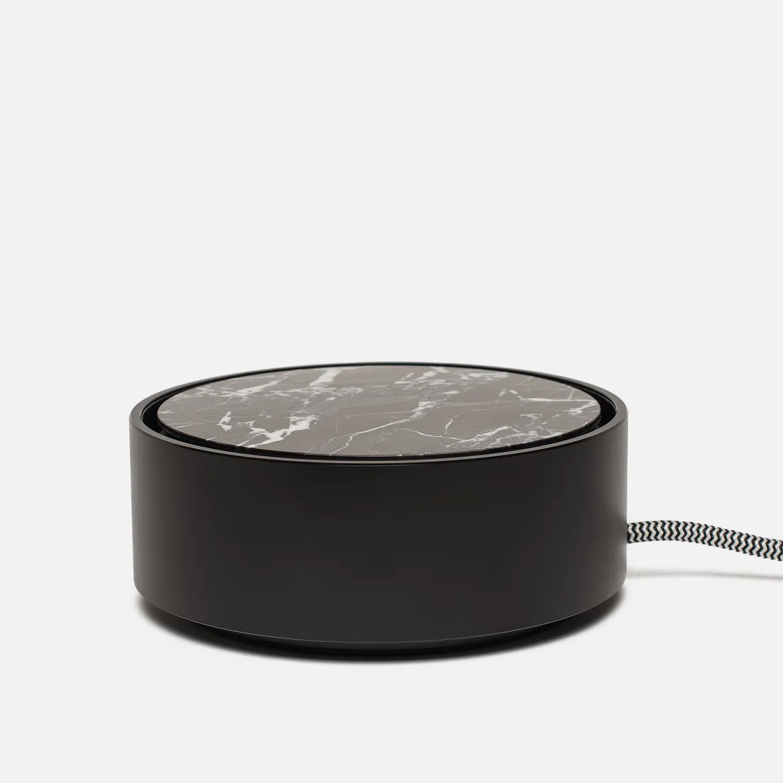 Native Union Сетевое зарядное устройство Eclipse Marble Apple 3 Port USB/USB Type-C 7.8A