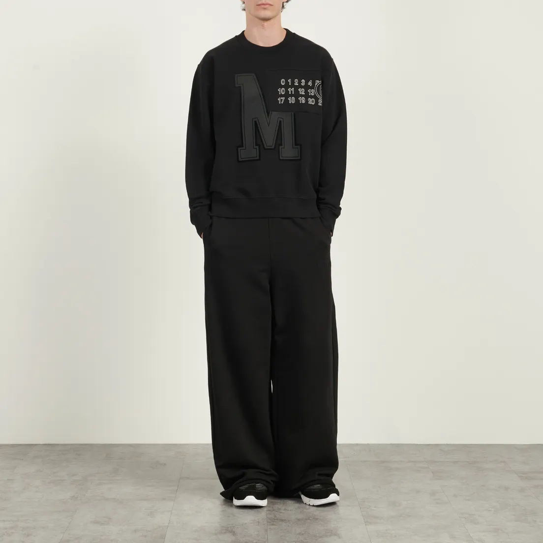 Maison Margiela MM6 Мужская толстовка Logo Detailed Crew Neck