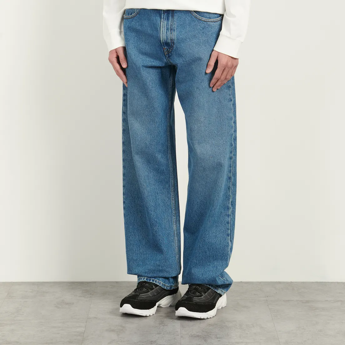Maison Margiela MM6 Мужские джинсы Wide Inverted Back Pocket