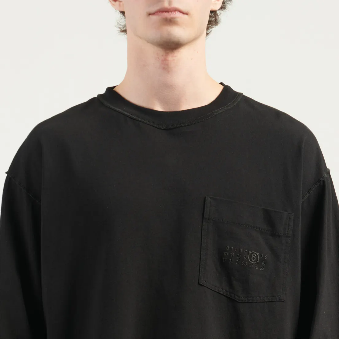 Maison Margiela MM6 Мужской лонгслив Numeric Tonal Pocket