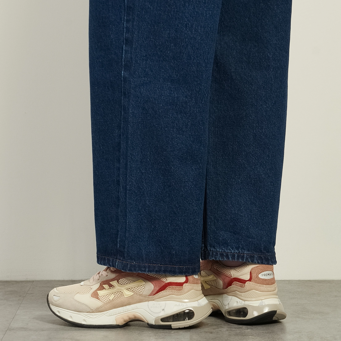 Premiata Женские кроссовки Sharky-d 423