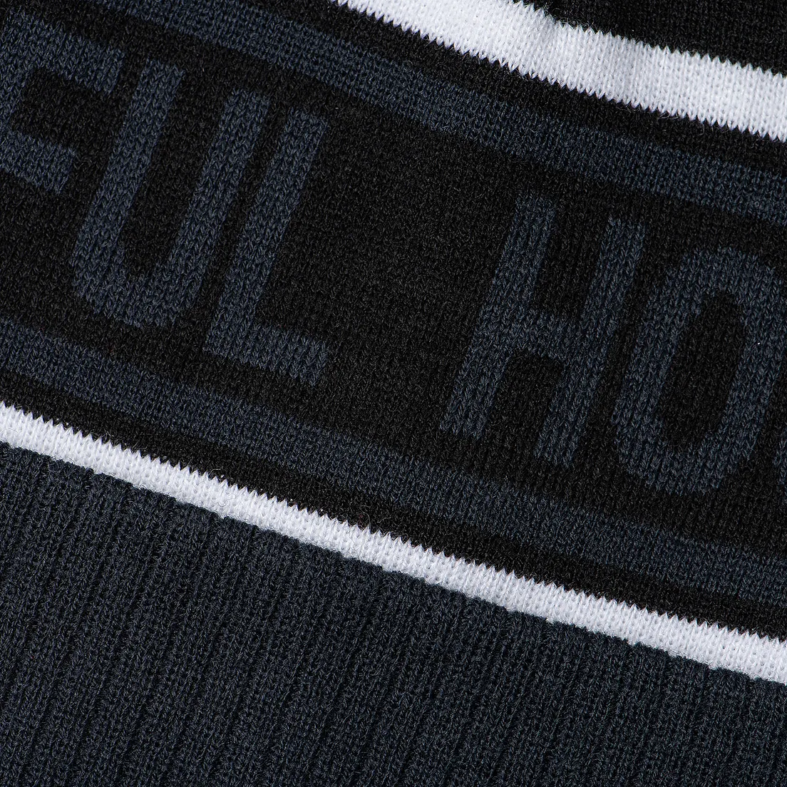 Peaceful Hooligan Шапка Signature Pompom