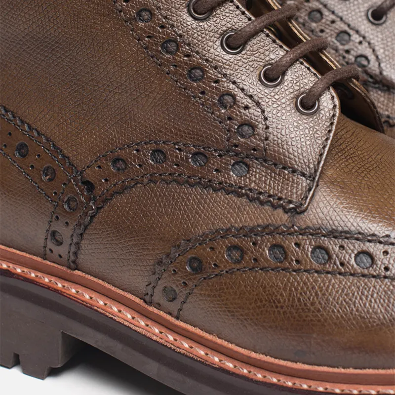 Grenson Мужские ботинки Fred Commando Sole Brogue Derby Boot Calf Grain