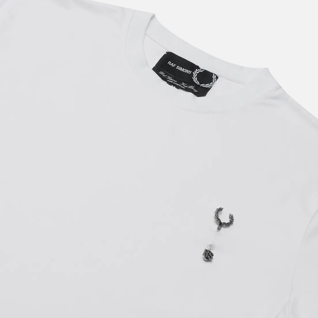 Fred Perry x Raf Simons Мужская футболка Laurel Wreath Pin Detail