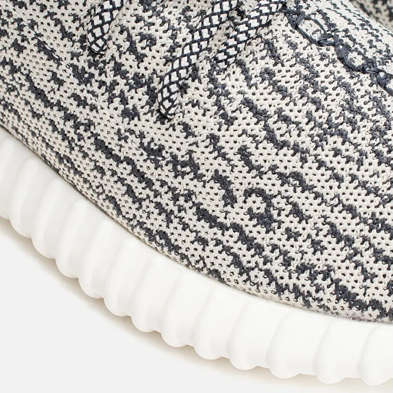 adidas Originals Кроссовки YEEZY 350 Boost