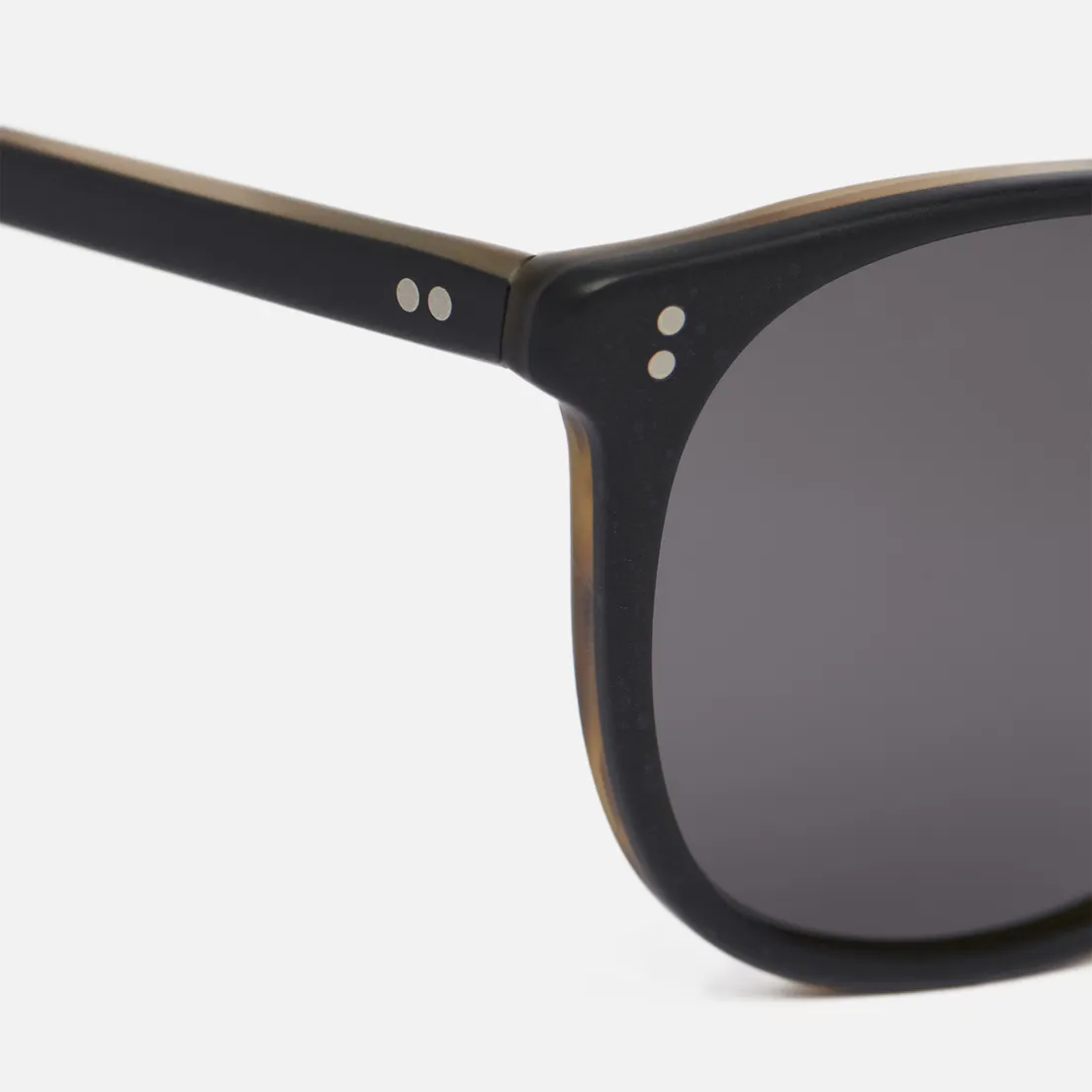 Oliver Peoples Солнцезащитные очки Finley Esq. Sun Polarized