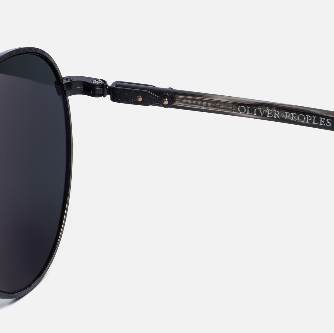 Oliver Peoples Солнцезащитные очки Hassett Polarized