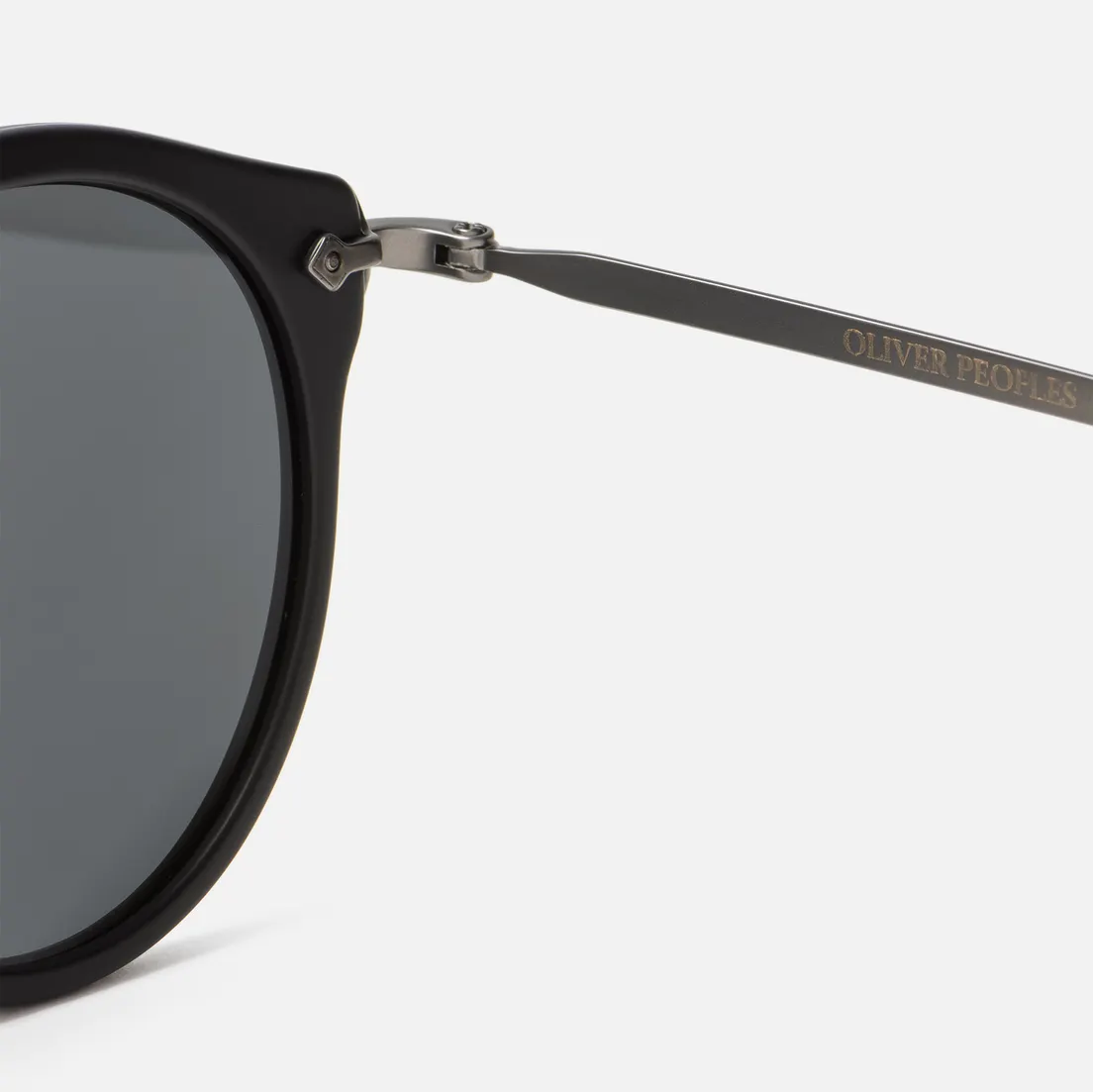 Oliver Peoples Солнцезащитные очки Remick