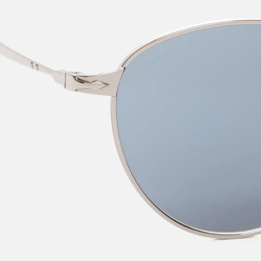 Persol Солнцезащитные очки PO2445S Metal Capsule