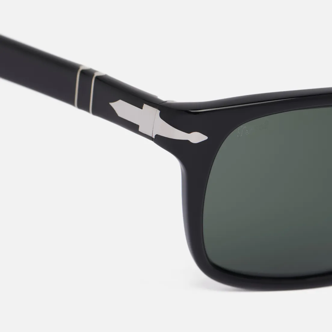 Persol Солнцезащитные очки PO3048S
