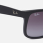 Солнцезащитные очки Ray-Ban Justin Classic Black/Grey Gradient фото - 2