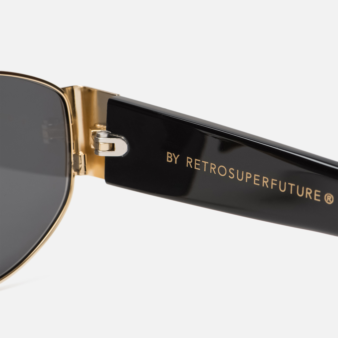 RETROSUPERFUTURE Солнцезащитные очки The X