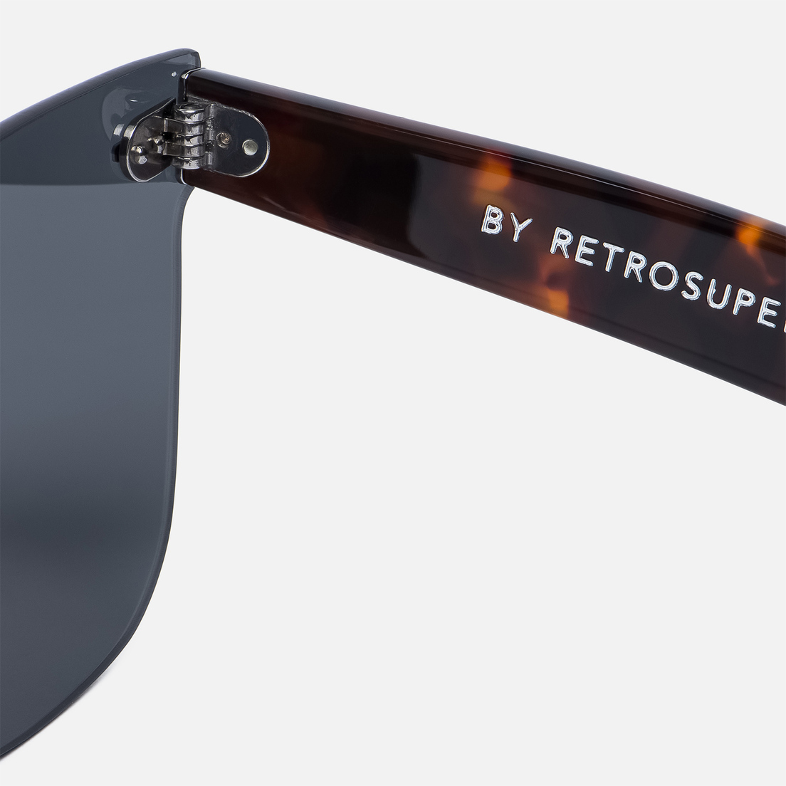 RETROSUPERFUTURE Солнцезащитные очки Tuttolente Screen Classic